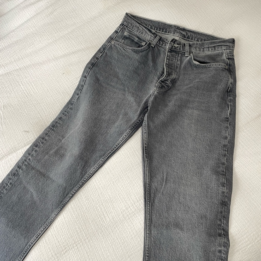 Zara Men’s Grey Denim slim Straightleg Jean size 31